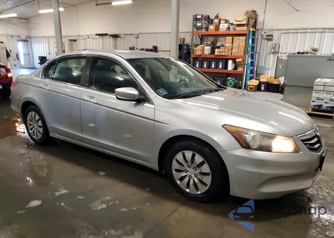 2011 Honda Accord Lx from USA, damaged, VIN 1HGCP2F34BA009921